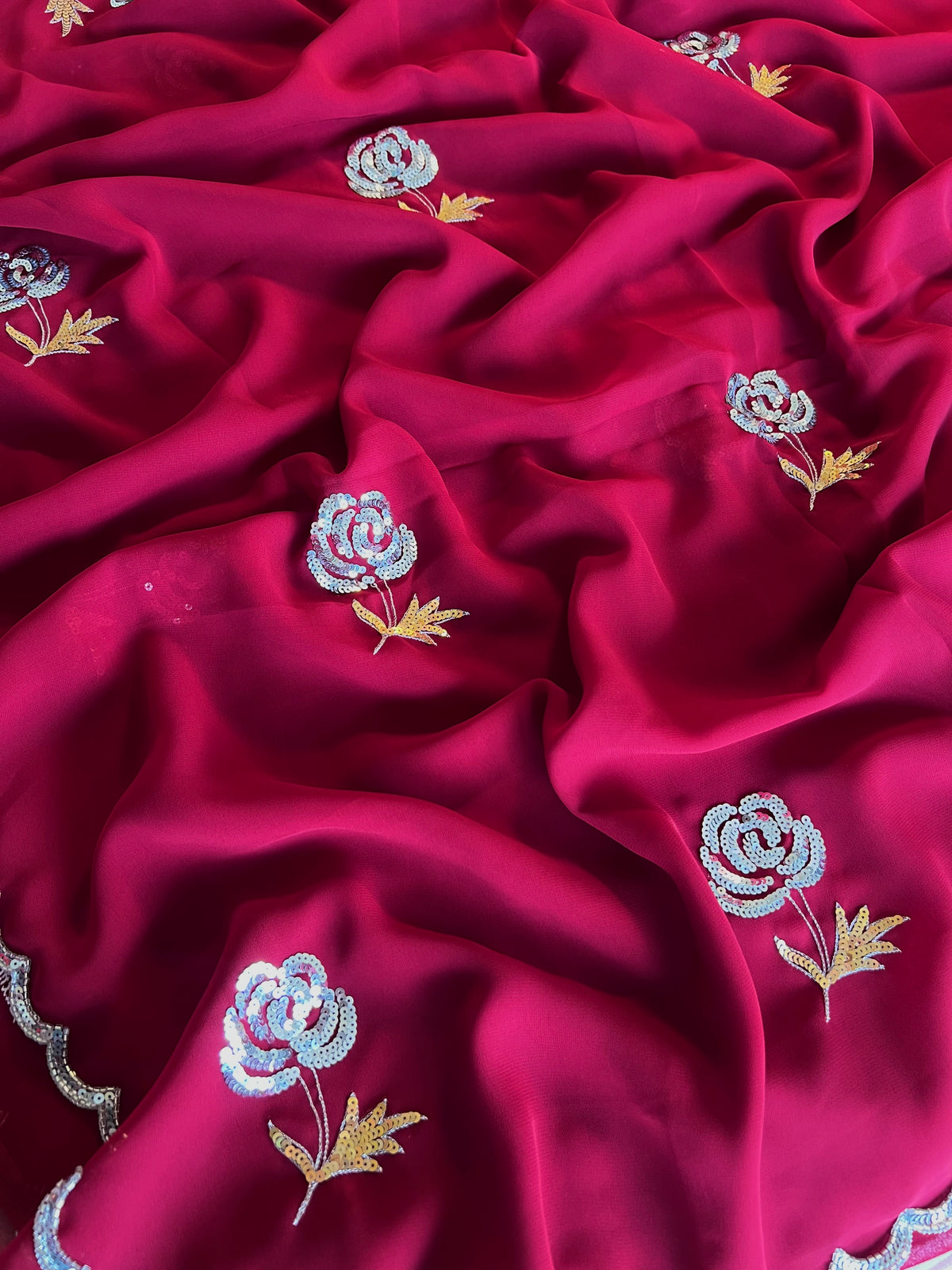 MAROON GUL