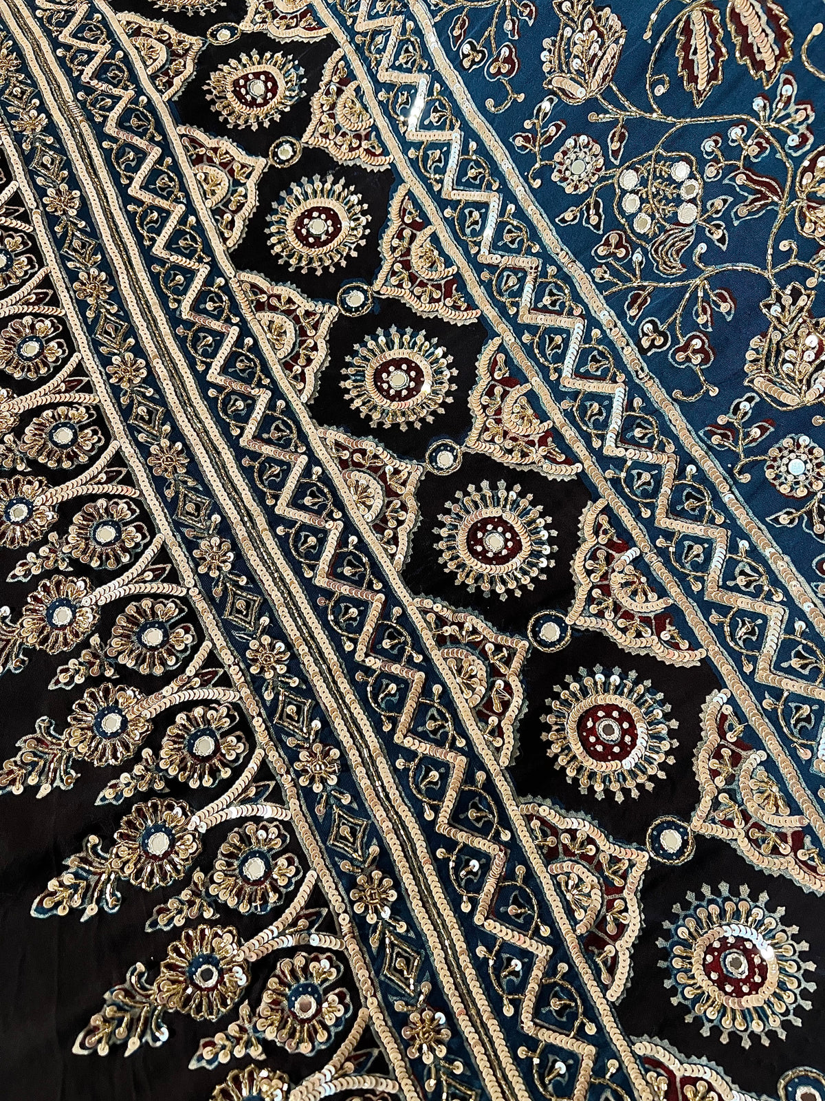 PURPLE ROYALE BANDHANI - Pure Modal Bandhani Ajrakh Hand Embroidered Saree